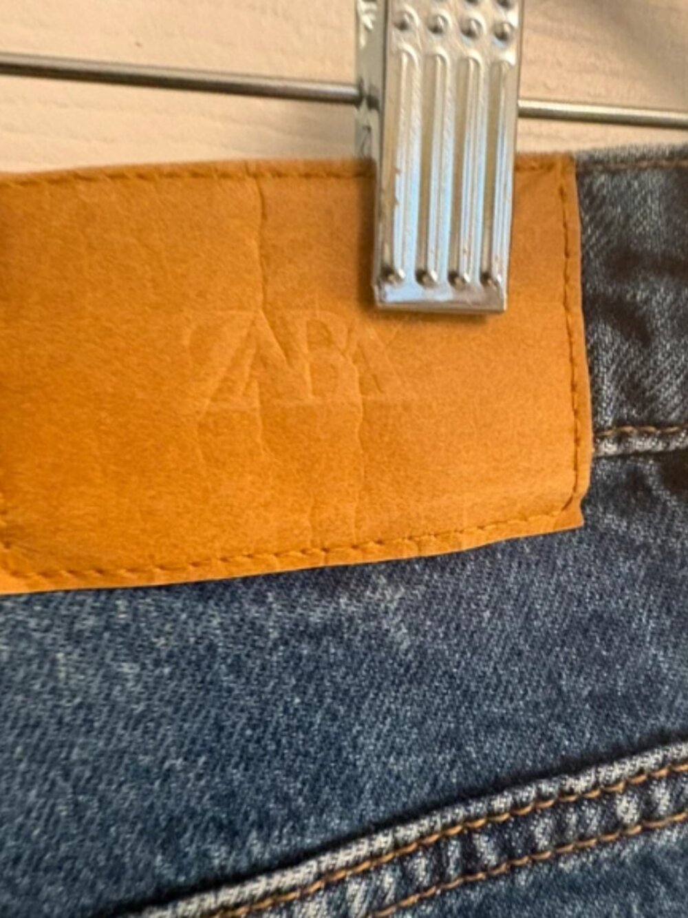 ZARA High Rise Denim Shorts – Blue – Size 10 (EU 42) 👖💙 - Picture 3 of 4